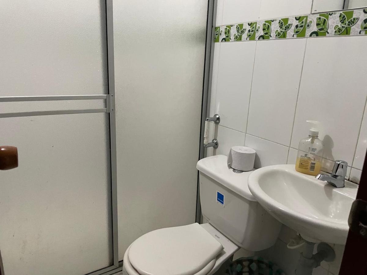 Apartamento Cerca A La Candelaria Y Hospitales Principales De Bogotá Kültér fotó